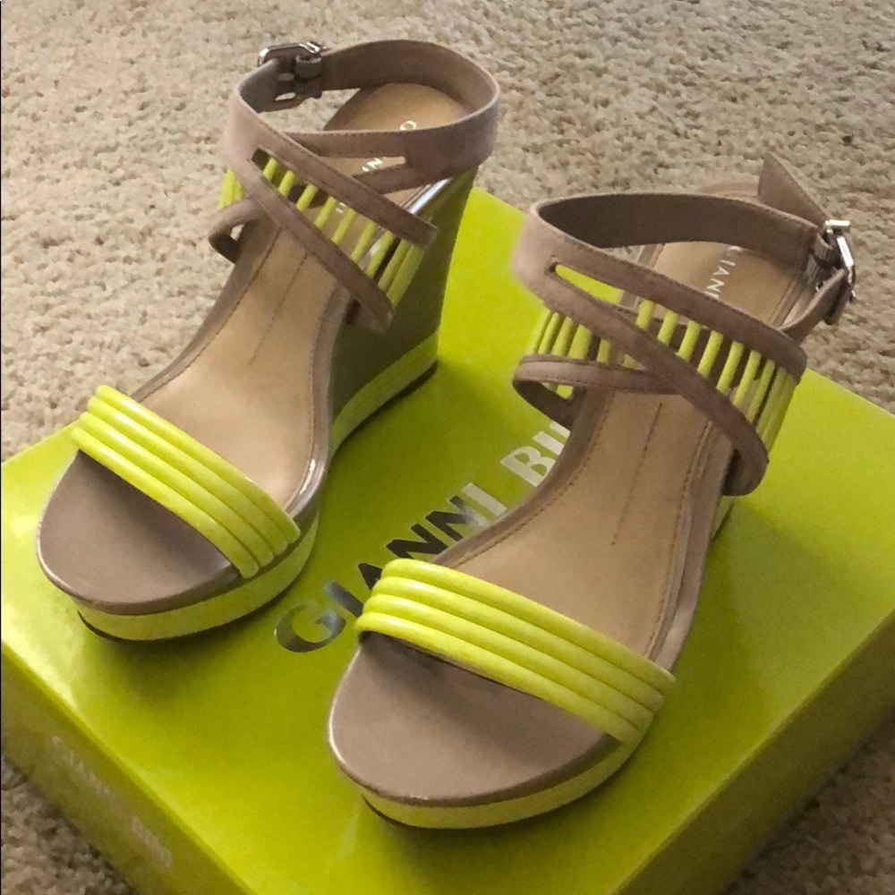 Gianni Bini Bright yellow wedges